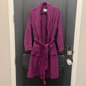 My Pillow Bathrobe Size Medium Color Burgundy